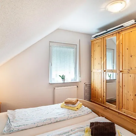 Apartmán Schwalbenhof Dressler Und Duss Fuer 4 Personen *