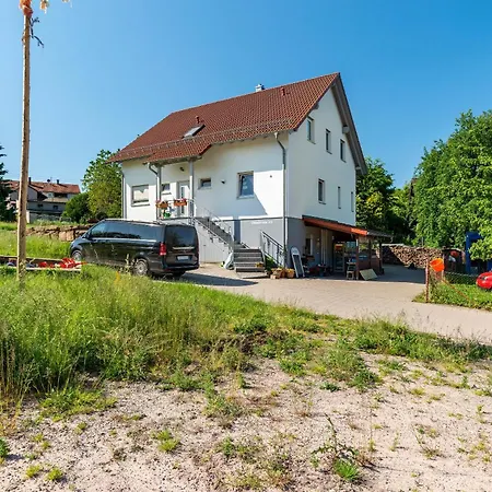 Schwalbenhof Dressler Und Duss Fuer 4 Personen Apartmán